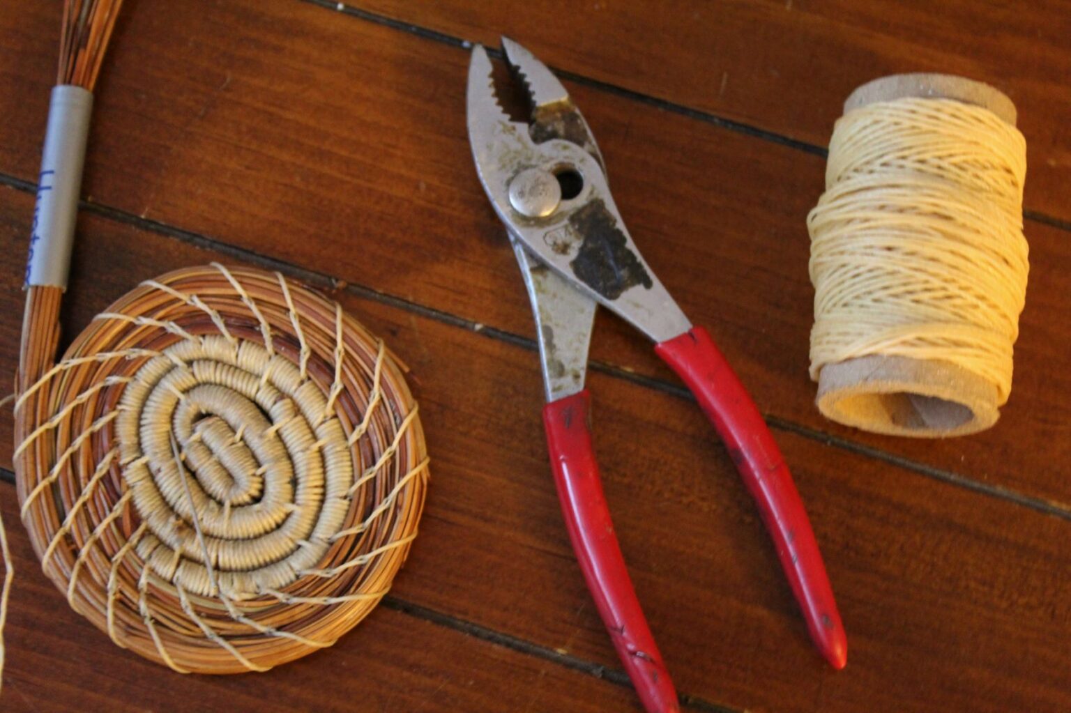 Woven Pine Needle Baskets Oui Chéri Lifestyle